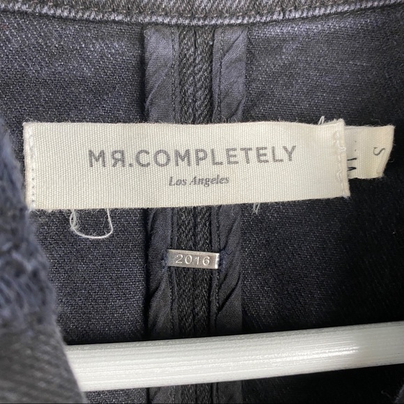 Mr. Completely Distressed Fitted Black Denim Jacket Men's Size Small - Picture 10 of 10